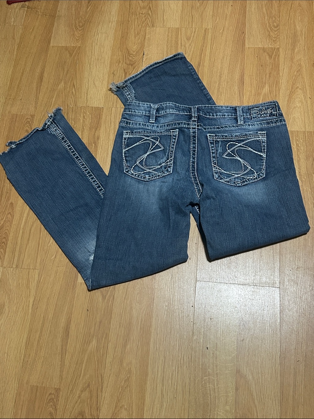 Silver Jeans Women's Dark Blue Aiko Bootcut with Embroidered Back Pockets